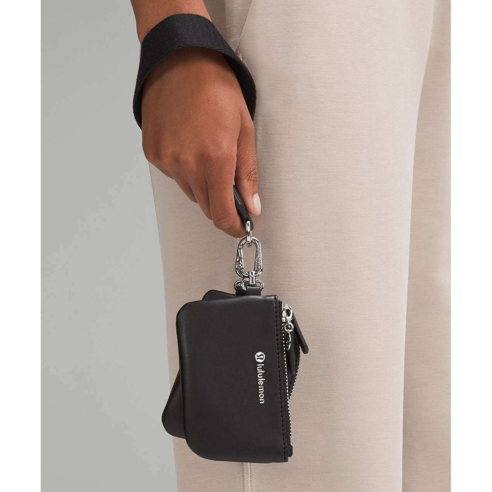 Lululemon Dual Pouch Wristlet Cactus Leather Black O/S New With Tags